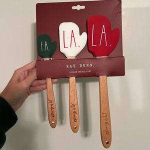 3 piece Christmas fa la la spatula mitten set